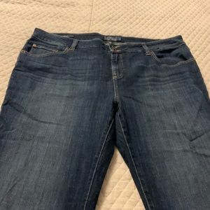 Lucky Brand “Emma” crop jeans. Dark wash